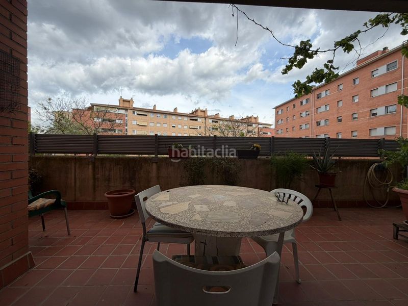 Foto e9443f04-3227-4a1b-a15d-e58853e9d32d. Planta baja exclusiva planta baja con terraza, 3 habitaciones y pk frente al parque de Can Gambús en Sabadell
