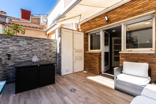 Maison à Creu Alta. Casa impecable año 2006, con garaje para dos coches, gran sótano