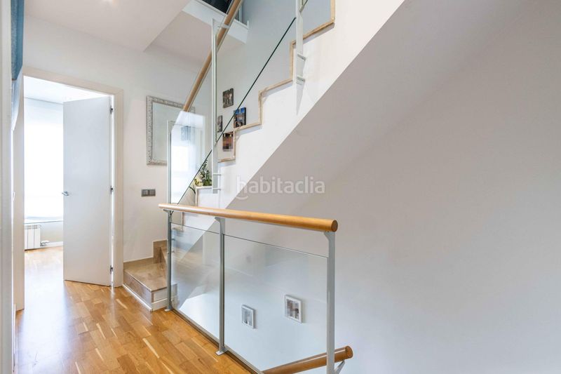 Foto 18688df1-5360-4e7c-8ed0-be3d89c79ff3. Casa amb calefacció aparcament a Creu Alta Sabadell