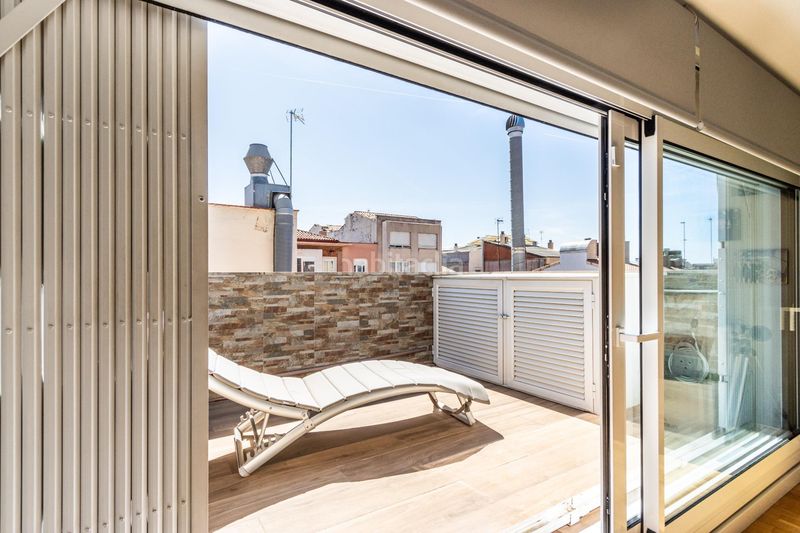 Foto 194e0193-0105-4cbd-aeaa-c13e06bc3cc0. Casa amb calefacció aparcament a Creu Alta Sabadell