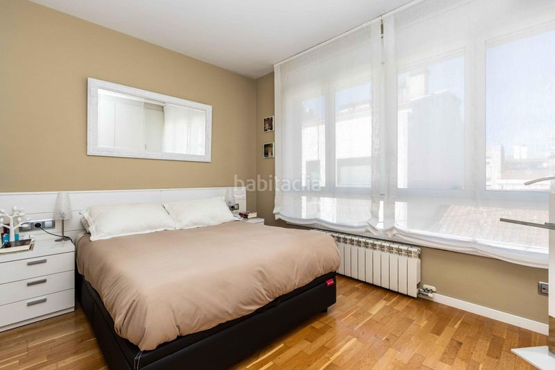 Foto 4816087a-18ce-4dde-9eb1-d1149d55a1db. Casa amb calefacció aparcament a Creu Alta Sabadell