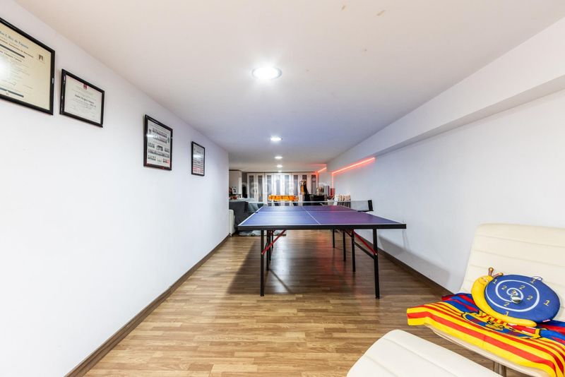 Foto 5360676f-5e91-4685-825e-0ab09e7a8ef3. Casa amb calefacció aparcament a Creu Alta Sabadell