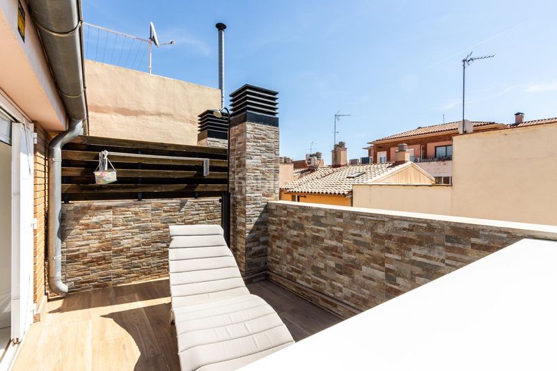 Foto 7d008178-6b0e-46e9-9e37-6120f036d018. Casa amb calefacció aparcament a Creu Alta Sabadell