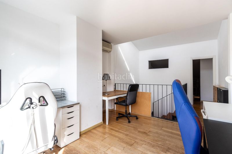 Foto 09861aba-bde6-488e-bfda-4073d95935d7. Casa amb aparcament a Gràcia Sabadell