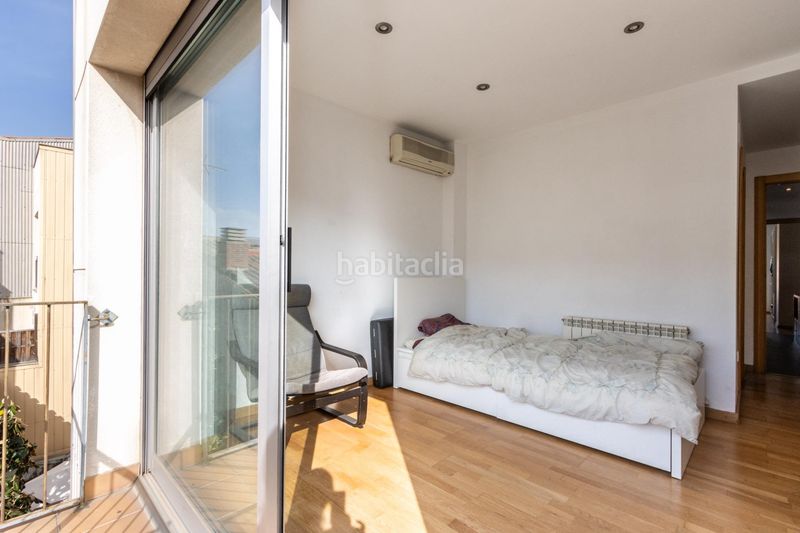 Foto 2b966f25-66f6-4b59-998a-bc36f5b7beea. Casa amb aparcament a Gràcia Sabadell