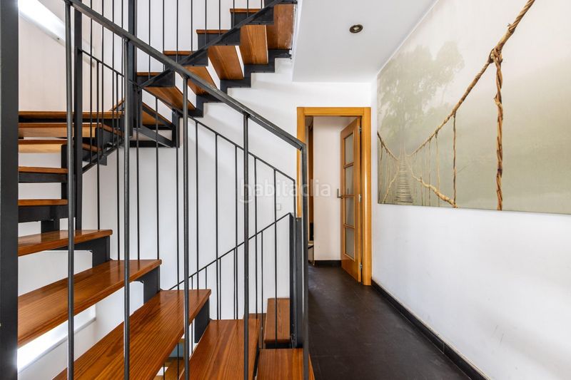 Foto 64401c53-7f32-43a6-80f7-b169f5172d70. Casa amb aparcament a Gràcia Sabadell