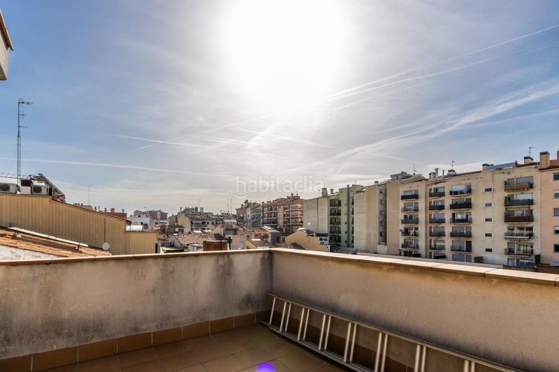 Foto d46be640-ba99-425f-bf3d-4e3f7cfe00f1. Casa amb aparcament a Gràcia Sabadell