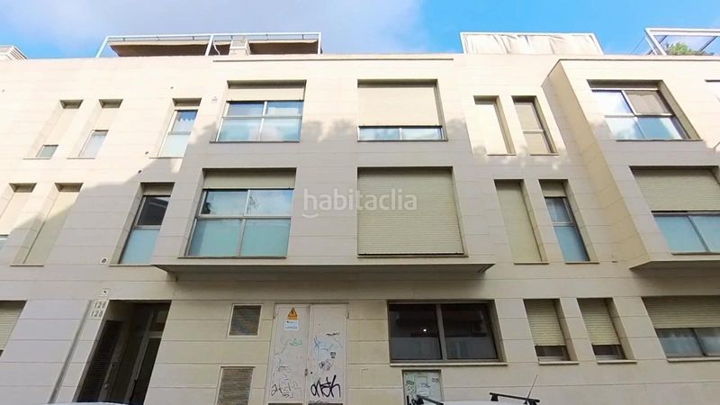 Foto 03d04240-2d66-47eb-9318-93502604e354. Planta baixa amb aparcament a Centre Sabadell