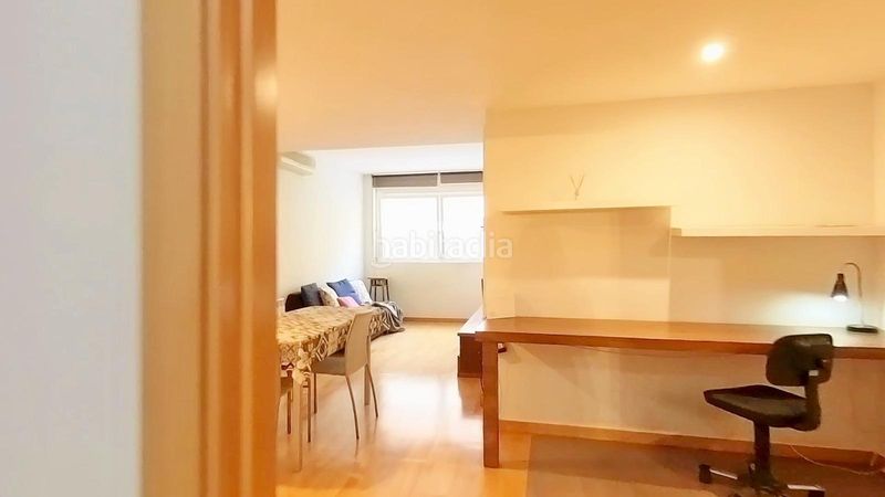 Foto 59bde537-ce14-433c-a8ce-b0c53df2b0fe. Planta baixa amb aparcament a Centre Sabadell