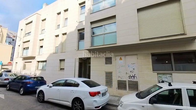 Foto dc399913-2ea5-4e77-962f-1b1f7300e84b. Planta baixa amb aparcament a Centre Sabadell