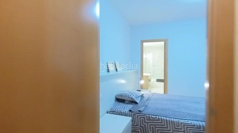 Foto f766e92c-c1b3-408f-8f37-590a3f9839d9. Planta baixa amb aparcament a Centre Sabadell