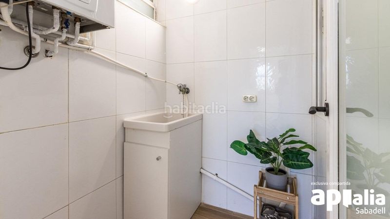 Foto e8e00154-203e-40a1-83b0-93fc45bc47c1. Pis amb calefacció a Els Merinals Sabadell