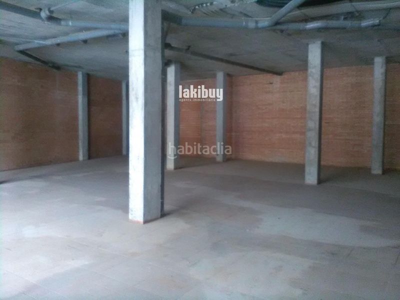 Foto 7d784b93-9265-4466-9352-1234ad4caefb. Lloguer local comercial a Agramunt