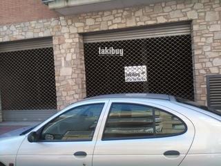 Local Comercial  Avinguda catalunya. Local apto para cualquier negocio de 200m2