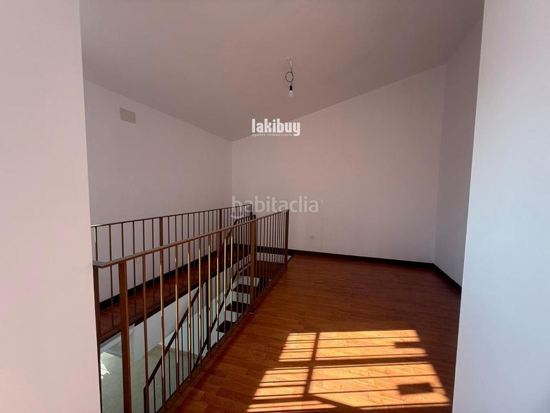 Foto c739d4cd-770e-43d0-ba16-f5cbe666966b. Duplex con riscaldamento in Bellpuig