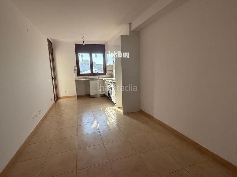 Foto d38ee690-af9d-4c6c-9c58-2d3d156adf78. Duplex con riscaldamento in Bellpuig