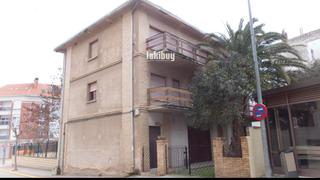 Edificio  Segundo regadio. En autol