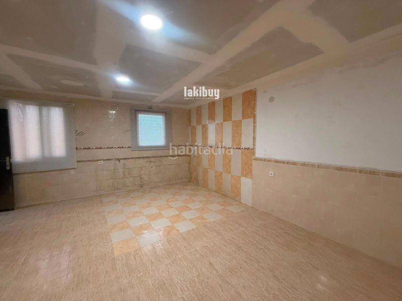 Foto c2e1745e-b9fe-4ff5-bab7-47a92477628e. Casa amb aparcament a Agramunt