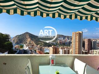 Dúplex  Carrer de la ermita. Apartamento dúplex en benidorm