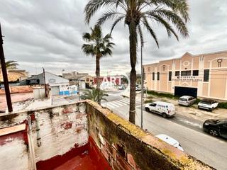 Casa  Avinguda del sud. Acogedora casa de pueblo en picassent