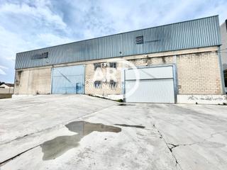Lloguer Nau industrial a Calle vereda 72. Alquiler de nave en san antonio de benagéber