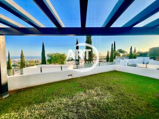 Planta baixa  Calle greta garbo. Lujoso apartamento en benahavís, málaga