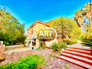Chalet  Carrer el panser. Chalet junto al pueblo de la eliana en una unica planta