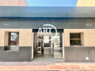Local Comercial en Albereda escultor ramon inglés 31. Local comercial de 251 m² en un punto estratégico de bétera