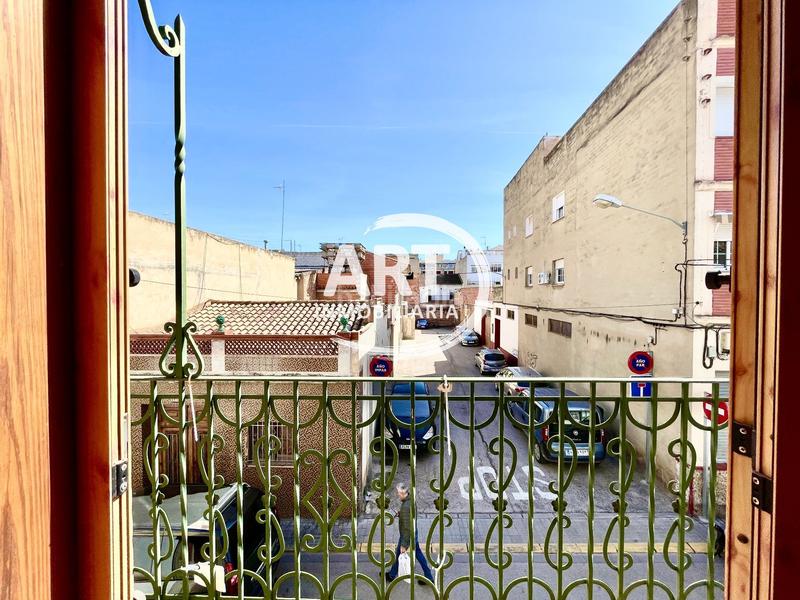 Foto 0e88a9e3-1eaa-4e23-a940-7c43e3959ee0. Casa adosada propiedad en el Centro urbano en Centro Bétera