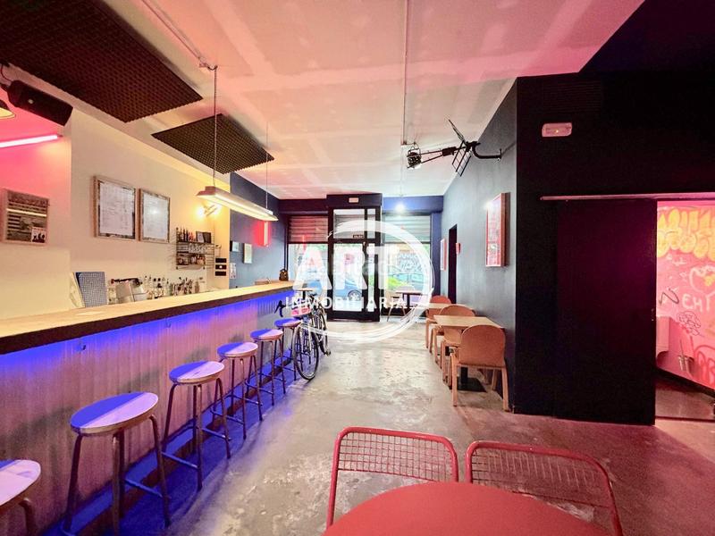 Foto ec1c3f6f-d173-4b94-bd14-e9d45dc6ab96. Traspàs local comercial a Russafa Valencia