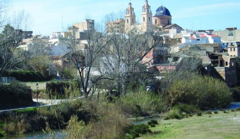 Foto 349b362a-ce9a-4150-9ee5-787d097a9082. Terreno residencial parcela urbana en ribaroja del turia en Riba - roja de Túria