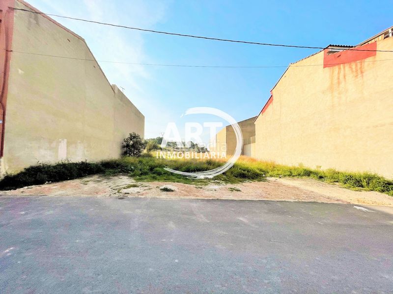 Foto 363c3257-4c0d-470d-b1d3-d0fbeea6044c. Terreno residencial parcela urbana en ribaroja del turia en Riba - roja de Túria