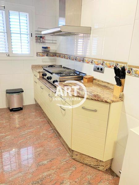 Foto c7597b00-7c81-460d-98b5-e7d1a2aa55d5. Casa en Benaguasil