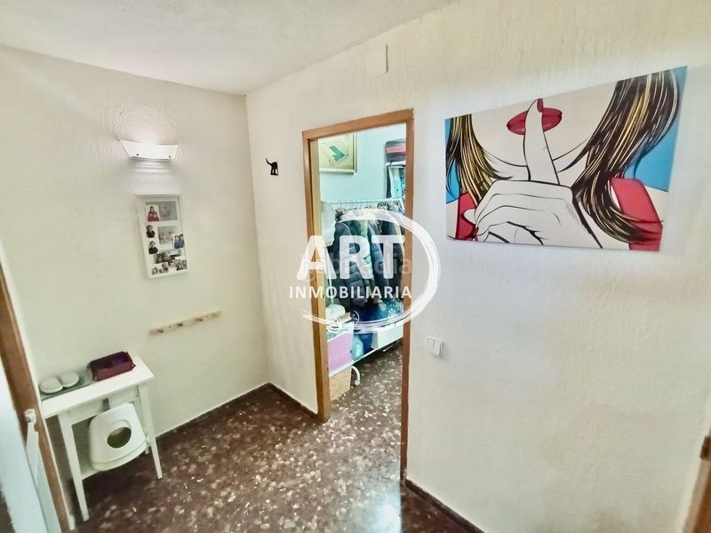 Foto 08a647ac-bdb0-4b08-9973-237c06e1c1f3. Casa amb calefacció a La Cañada Paterna