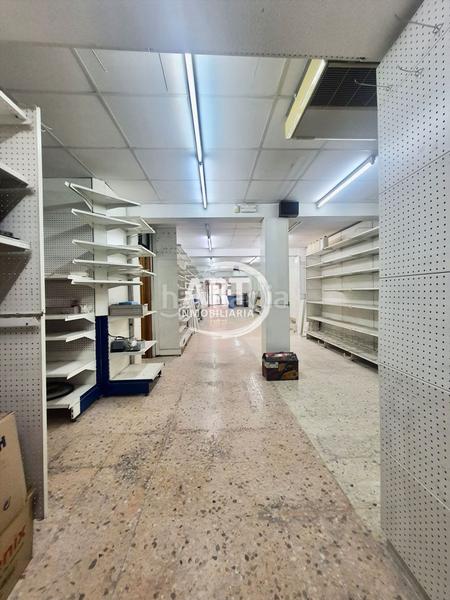 Foto 4c5c987f-1169-45da-8f37-013387ab82fa. Local commercial dans El Mercado Manises