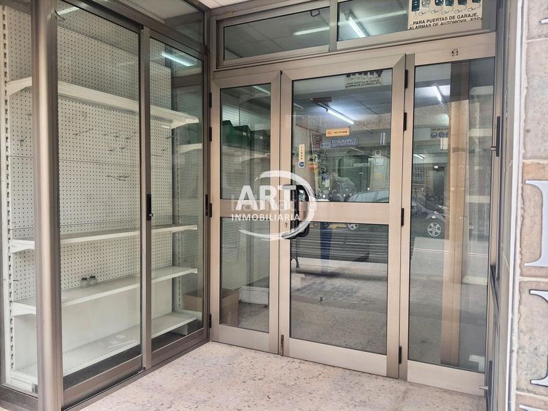 Foto 863f57a9-5069-42ee-a75d-7f85da216ed7. Local commercial dans El Mercado Manises