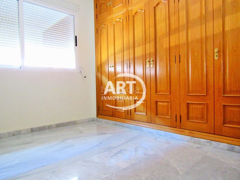 Foto ac51ec23-f263-4528-84e1-ad128c38f17e. Edifici a País Valencià Mislata
