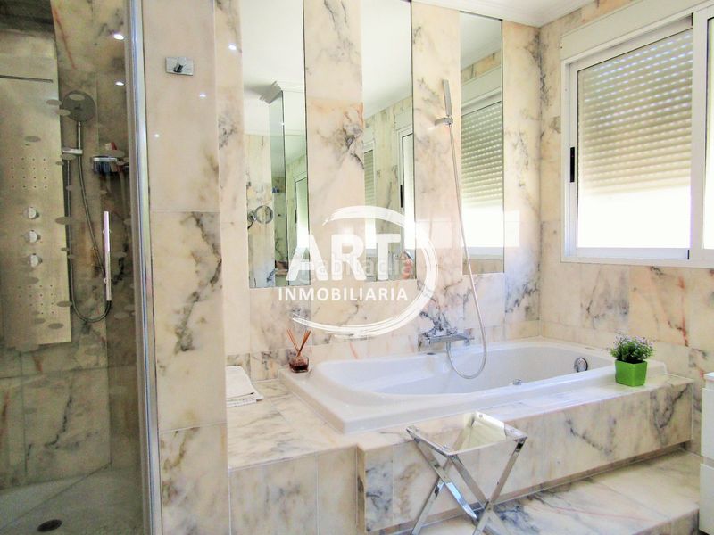 Foto b2ef11b2-9c4d-4805-8234-179998cd0c82. Edifici a País Valencià Mislata