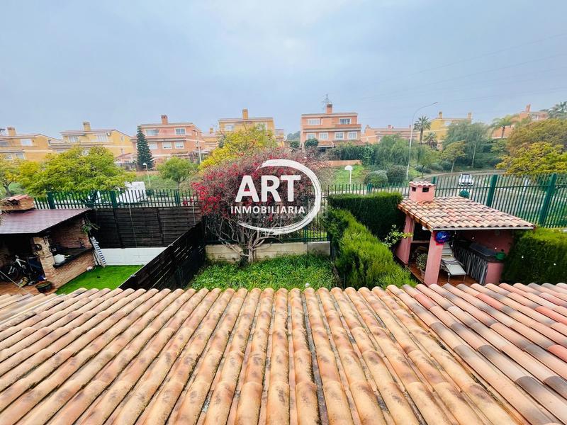 Foto a7919f15-a033-4412-8c86-b97ffdb51887. Casa adosada adosado en Moncada