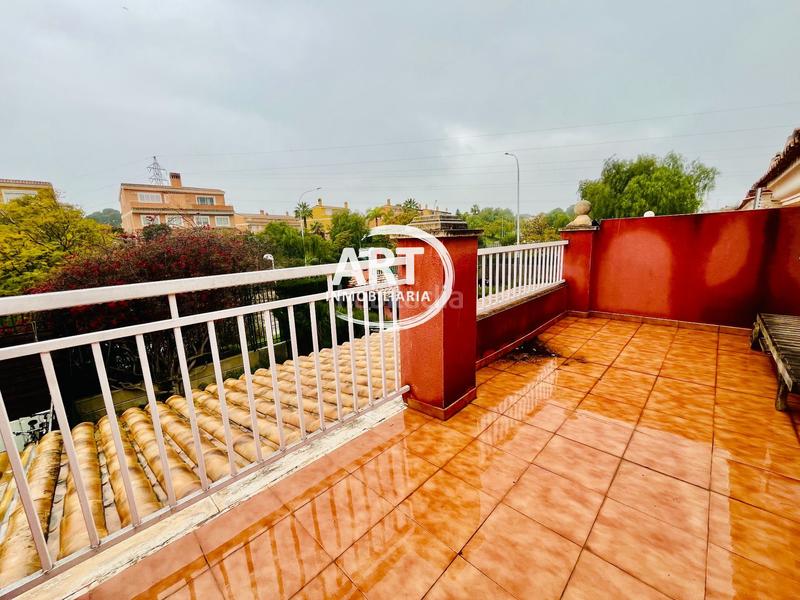 Foto e4bb3b85-aa3b-4f81-9c83-94652f1b3b5a. Casa adosada adosado en Moncada