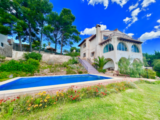 Casa en San Miguel-El Paraiso. Chalet en urbanización san miguel en náquera