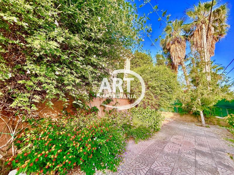 Foto 2f2404c0-47f8-4f84-8ed4-7207edc9bf66. Casa amb aparcament piscina a El Paraíso-Los Almendros Eliana (l´)