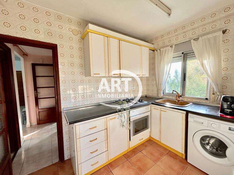 Foto 57606b00-ca56-4d19-885b-9f7e6915dbb8. Casa amb aparcament piscina a El Paraíso-Los Almendros Eliana (l´)