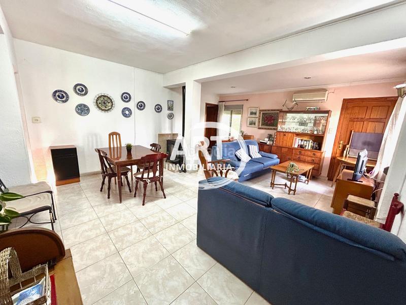 Foto 5e16b3bc-9092-4b6a-b921-2b0bca06c96f. Casa amb aparcament piscina a El Paraíso-Los Almendros Eliana (l´)