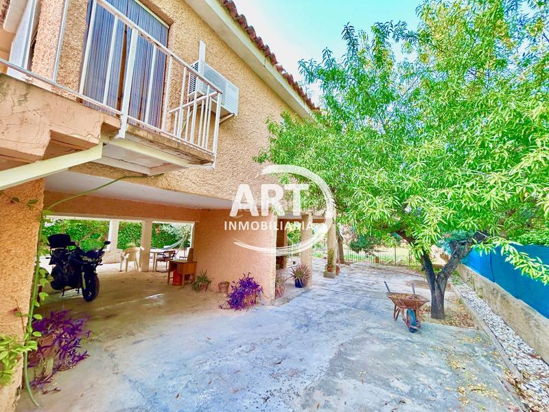 Foto 629176df-8b30-4f6c-9be4-93a27bca4e47. Casa amb aparcament piscina a El Paraíso-Los Almendros Eliana (l´)