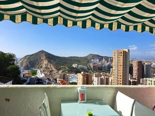Dúplex en Playa Poniente. Apartamento dúplex en benidorm