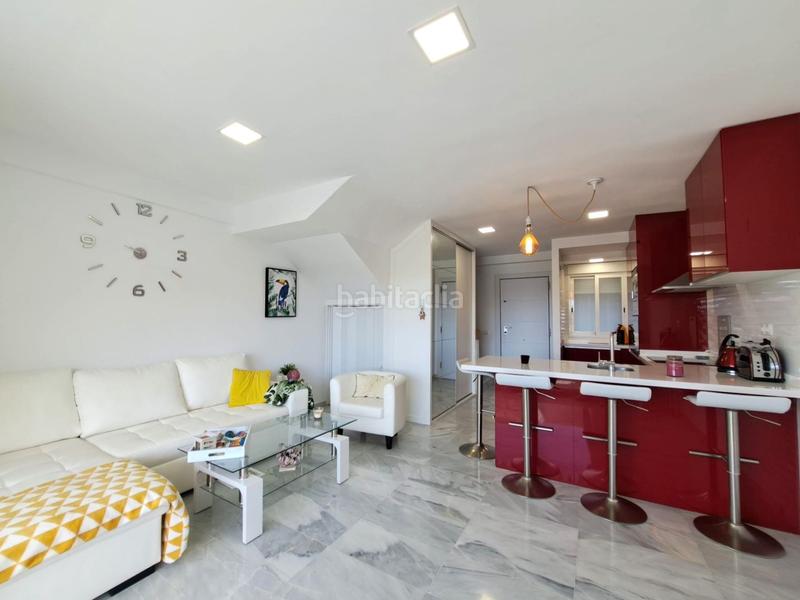 Foto ccf61e49-3157-4d26-8237-3aada9c1a679. Dúplex apartamento dúplex en Playa Poniente Benidorm
