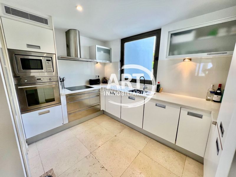 Foto f0c6fc4e-d420-43a2-8bc0-57ee1ad2a1aa. Apartamento en greta garbo 166 lujoso apartamento en málaga en Benahavís