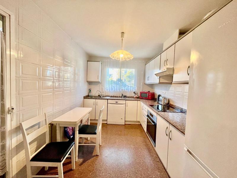 Foto 1912e6a6-2ca6-4707-8a39-d771d0e02391. Apartamento  en Playa Poniente Benidorm