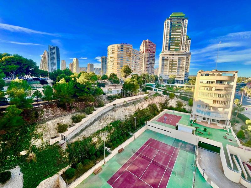Foto 492d75a2-26f3-4c76-8c4a-aeab91345fb6. Apartamento  en Playa Poniente Benidorm